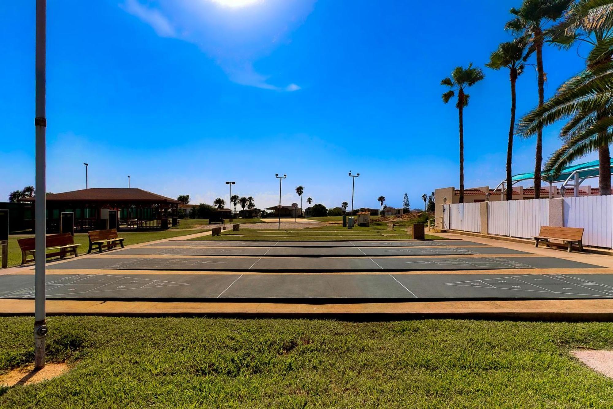 Long Island Village Unit 831 Port Isabel Exteriör bild