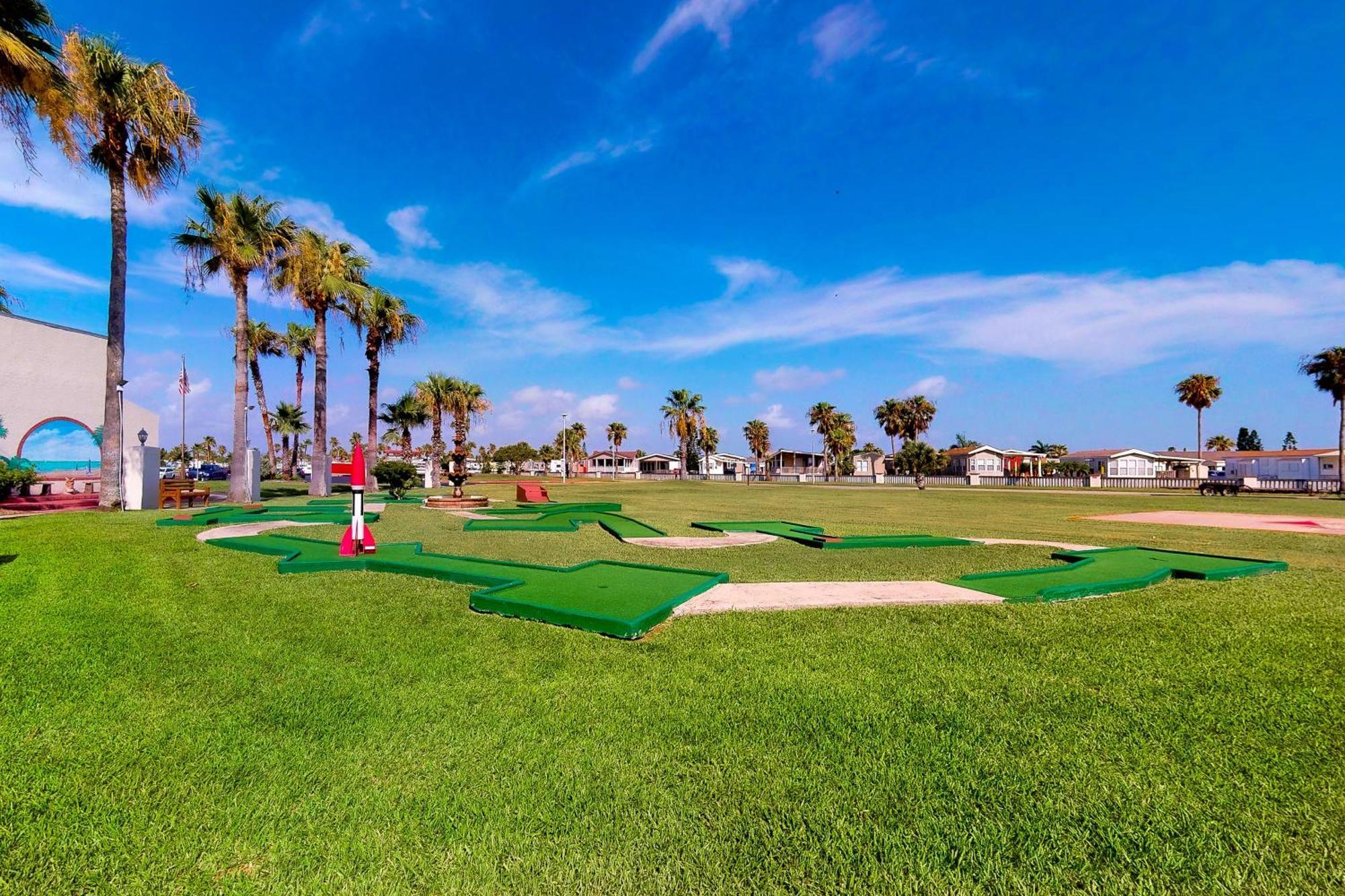 Long Island Village Unit 831 Port Isabel Exteriör bild